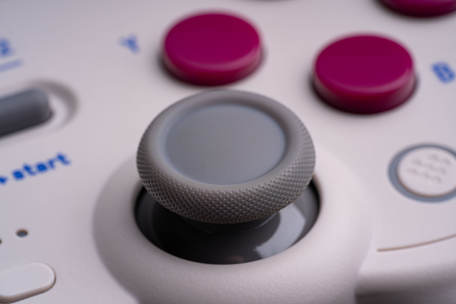 8Bitdo Pro2 Bluetooth Game Con - Gaming Keyboard Hall Effect 评论和价格